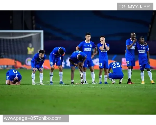 上海上港与申花的激烈对决谁将胜出期待精彩瞬间再度上演 上海上港与申花的激烈对决谁将胜出期待精彩瞬间再度上演